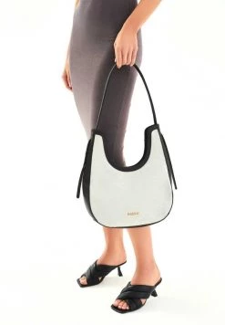 Bestes Angebot ⭐ Kazar Handtasche - Beige | Damen 🔥 -Kazar Verkaufsgeschäft 14bb7f0527bd4accb8ad13546d12efb3