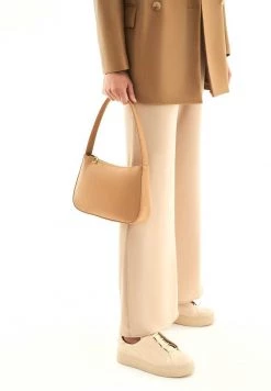 Angebote 😀 Kazar Damen MALIA - 👟 Sneaker Low - Beige 😍 -Kazar Verkaufsgeschäft a08c12754e9e45b7847a074c242e2f50