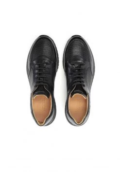 Neu 🛒 Kazar Herren ALVIS - MEN’S BLACK LEATHER DECORATED WITH PERFORATION - 👟 Sneaker Low - Black 😍 -Kazar Verkaufsgeschäft b72117674e5f412d853af7117960c84f